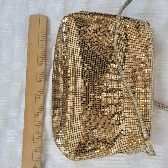 Whiting and Davis vintage shimmer gold small purse clutch with strap fancy party - Picture 9 of 13